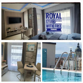 Royal studio in the center with free parking!